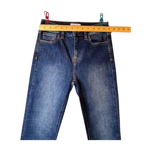 NWT Women's Studio Blue Jeans - Picture 3 of 12